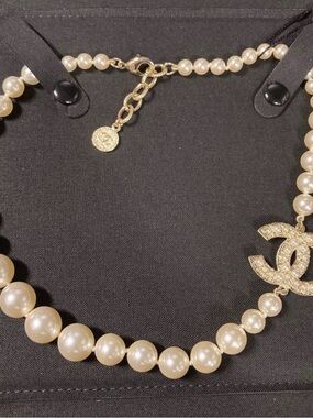 Steal ~ Authentic CHANEL Necklace Pearl CC 100th Anniversary 44cm
w/Box